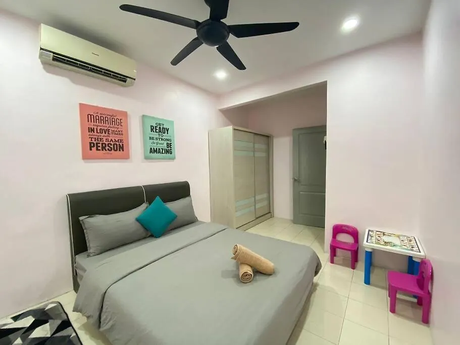Modern Cozy House 4Room10Pax @Near Sunway Carnival Perai