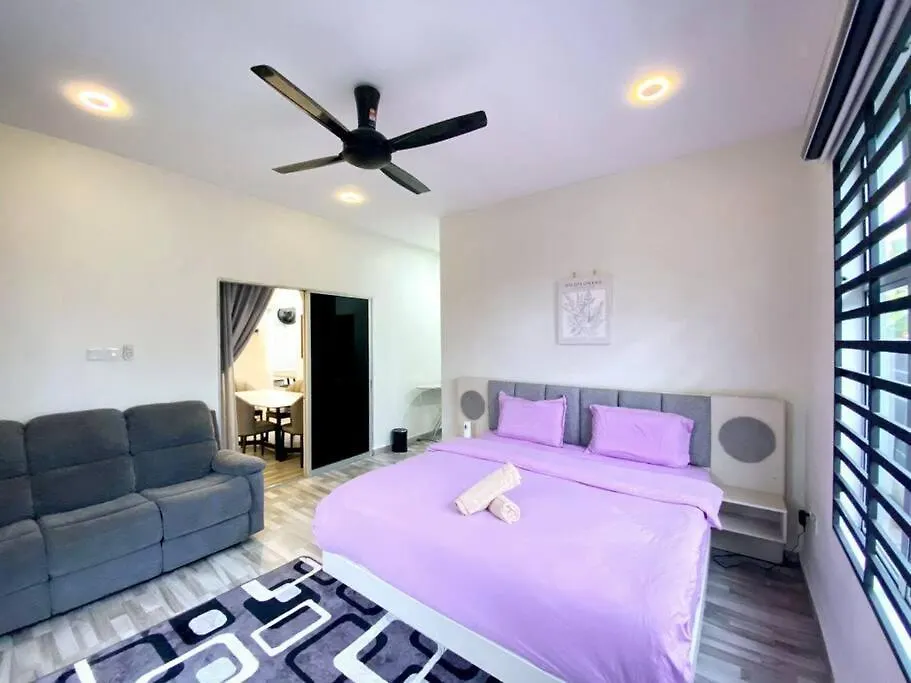 Modern Cozy House 4Room10Pax @Near Sunway Carnival Perai Casa vacanze