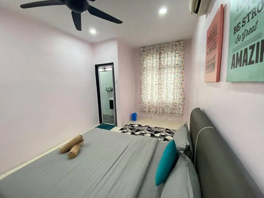 Modern Cozy House 4Room10Pax @Near Sunway Carnival Perai