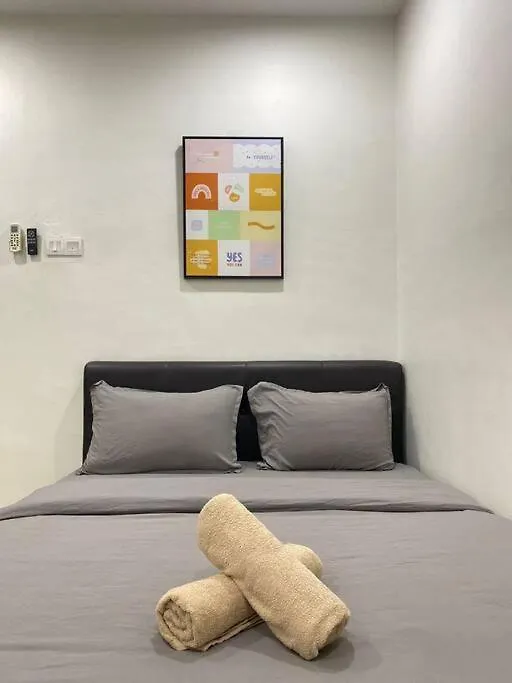Modern Cozy House 4Room10Pax @Near Sunway Carnival Perai 0*,
