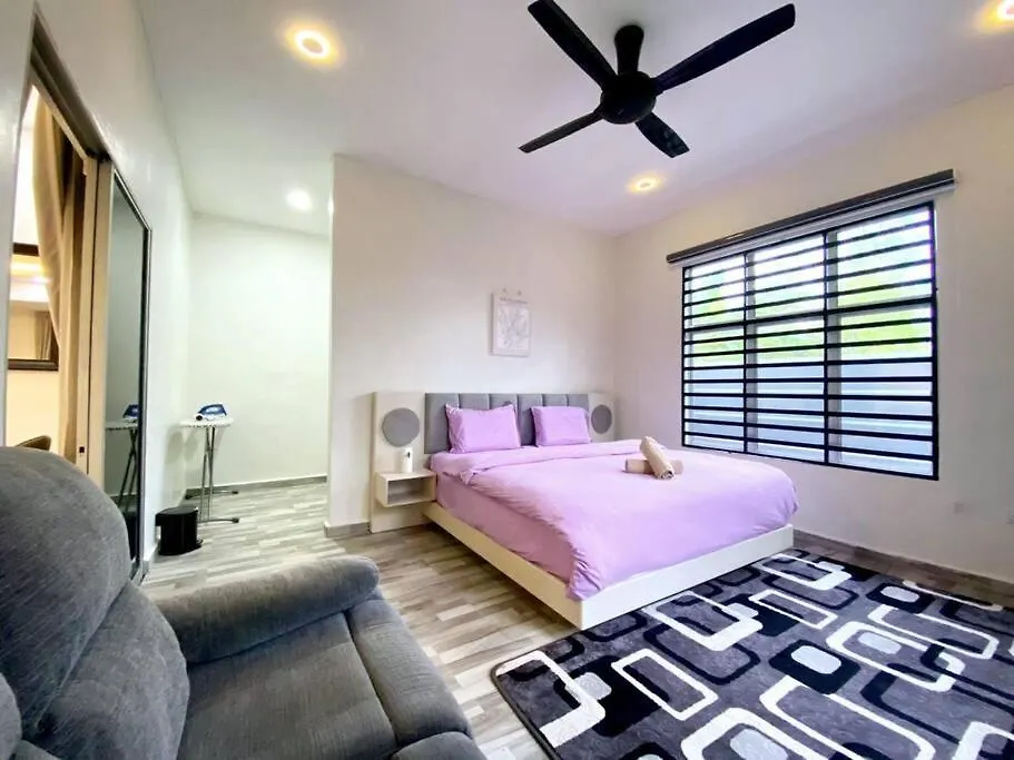 Сasa de vacaciones Modern Cozy House 4Room10Pax @Near Sunway Carnival Perai Malasia